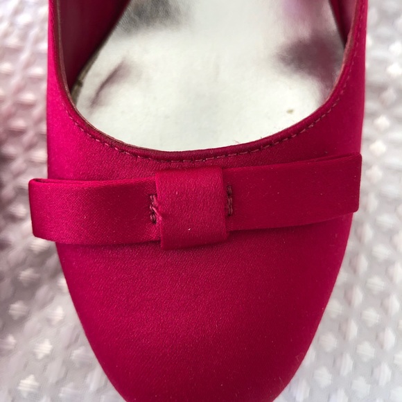 Fuchsia Velvet Pumps - Picture 7 of 8